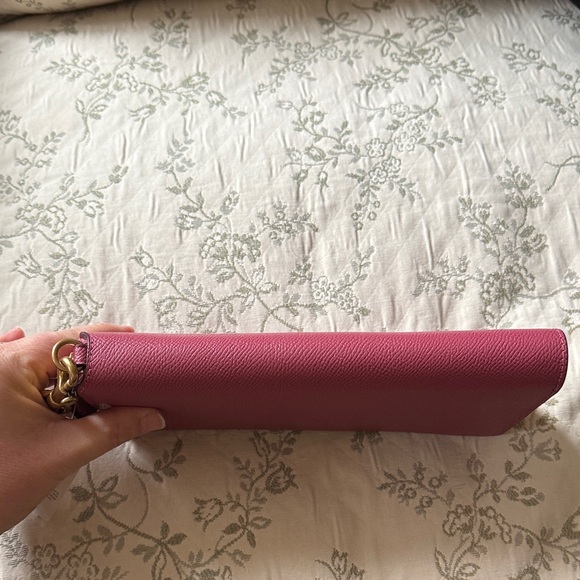 Coach NWT Dusty Pink Wristlet Wallet - Picture 7 of 16